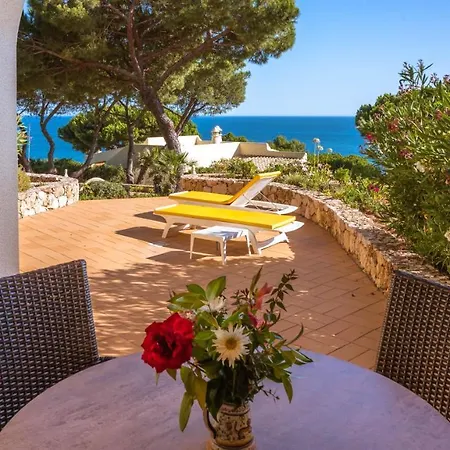 Aldeamento Turístico Algar Seco Parque Carvoeiro (Lagoa)