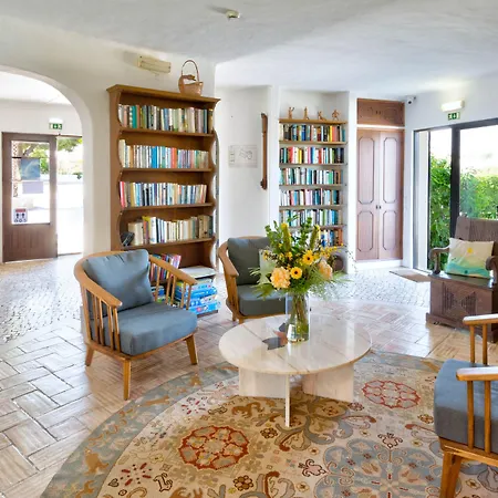 Aldeamento Turístico Algar Seco Parque 3*